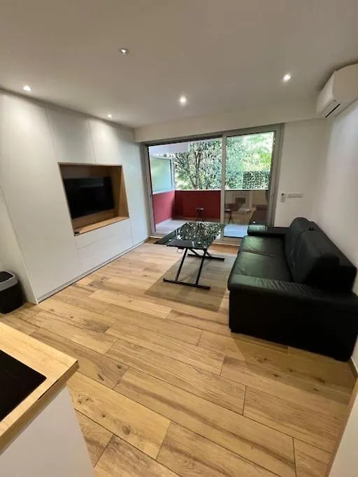 Apartment Appartement Dans Residence Avec Piscine Villeneuve-Loubet
