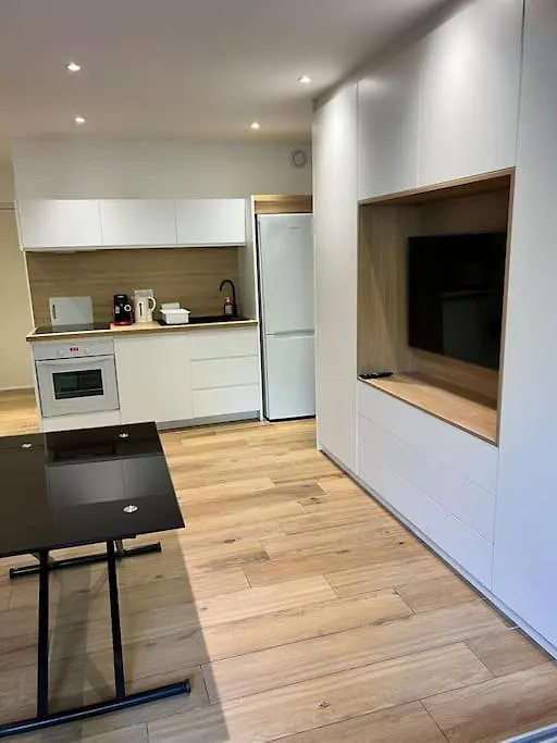 Appartement Dans Residence Avec Piscine Villeneuve-Loubet Apartment